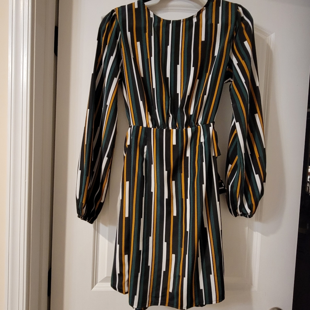 Astr multicolor dress size Medium